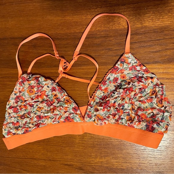🍓Aerie ruffle strappy bralette - Picture 1 of 4